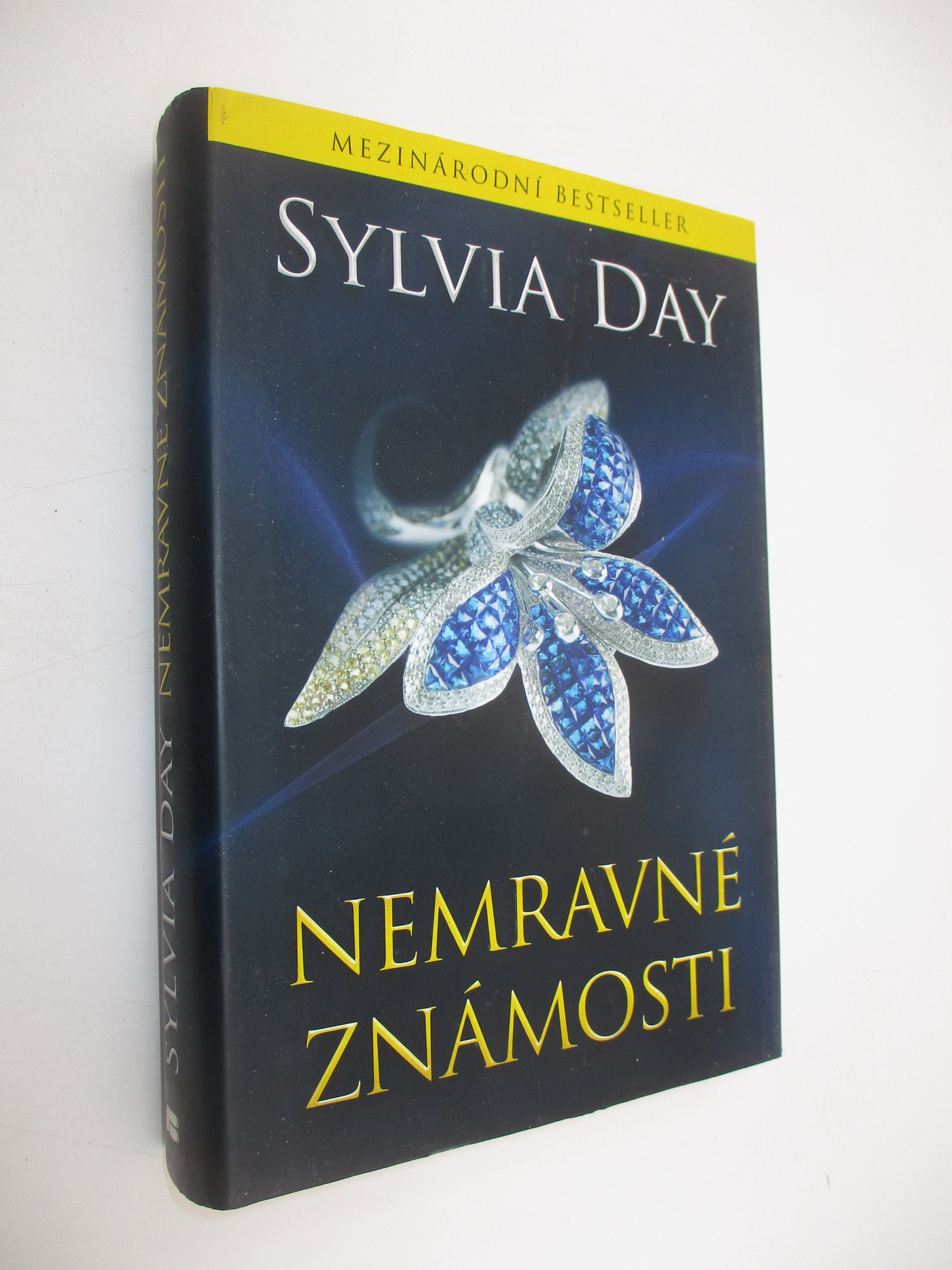Nemravné známosti