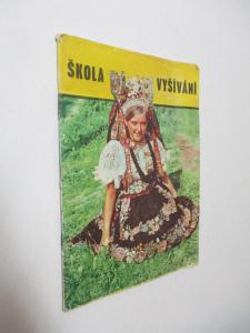 Květen - Škola vyšívaní