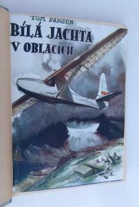 Bílá jachta v oblacích